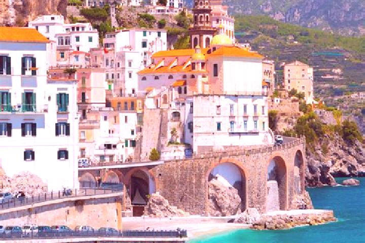 Willow, 28 — Escort in Villadosia, Italy