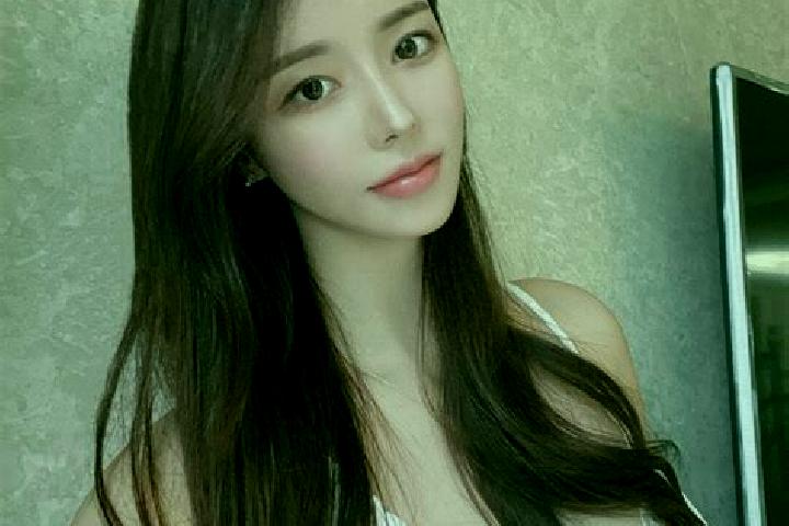 Willow, 28 — Escort in Yuelejie, China