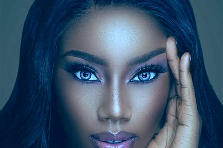 Willow, 29, a auburn blue-eyed ebony companion based in Mbouda. Offering Erotic Massage, Overnight, CIM, Striptease. Available for incall and outcall, day an...