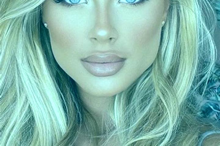 Willow, 29, a blonde hazel-eyed latina companion based in Hoolt. Offering Girlfriend Experience, CIM, OWO. Available for incall and outcall, overnight bookin...