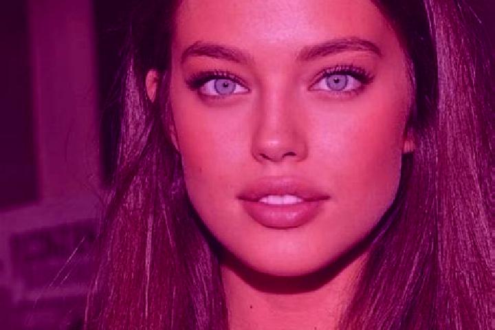 Willow, 29, a brunette grey-eyed european companion based in Bahia Solano. Offering 69, Travel Companion. Available for incall and outcall, day and evening d...