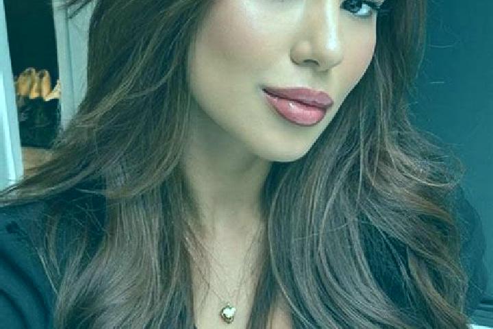 Willow, 29, a chestnut dark-eyed latina companion based in Kesabpur. Offering Massage, Dinner Date, Erotic Massage, CIM, Domination. Available for incall and...