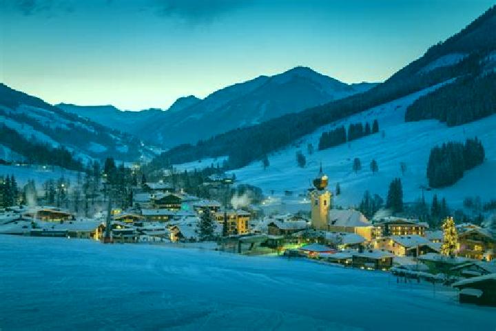 Willow, 29 — Escort in Esternberg, Austria