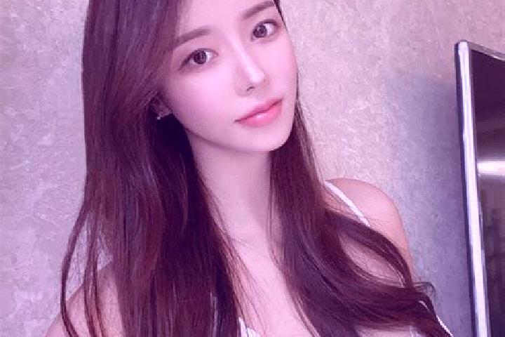 Willow, 29 — Escort in Ganyi, China