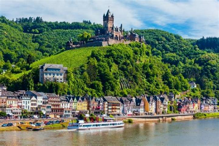 Willow, 29 — Escort in Holsthum, Germany