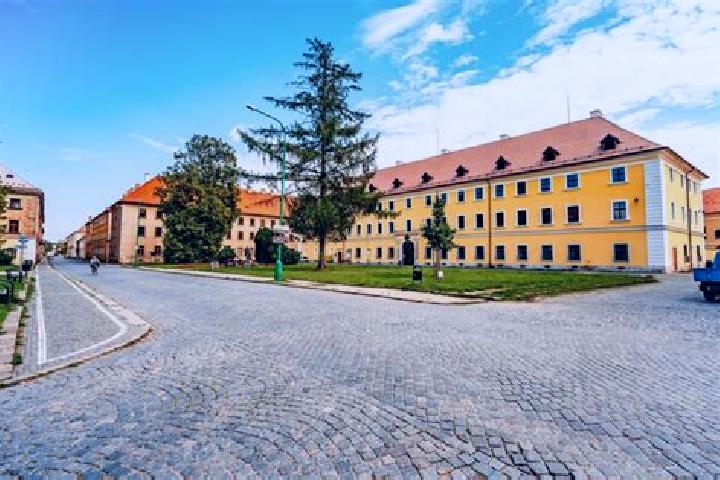 Willow, 29 — Escort in Josefov, Czech Republic