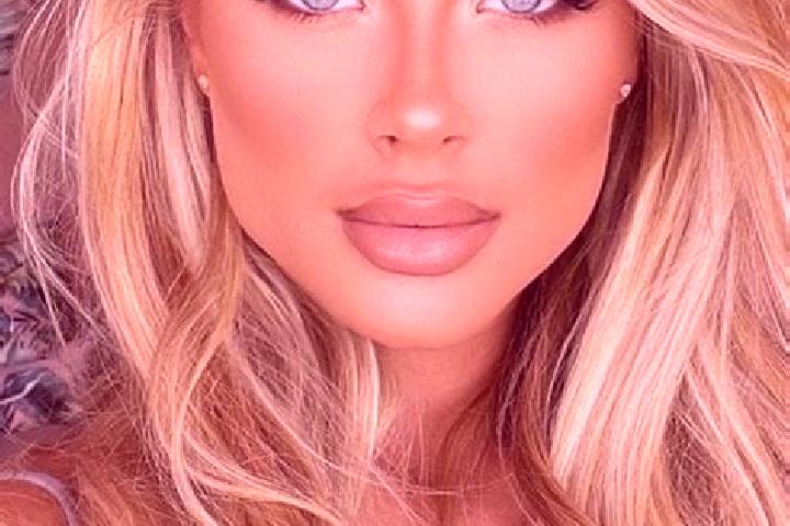 Willow, 30, a blonde hazel-eyed latina companion based in Nanteuil. Offering Erotic Massage, A-Level, Couples, Duos. Available for incall and outcall, day an...