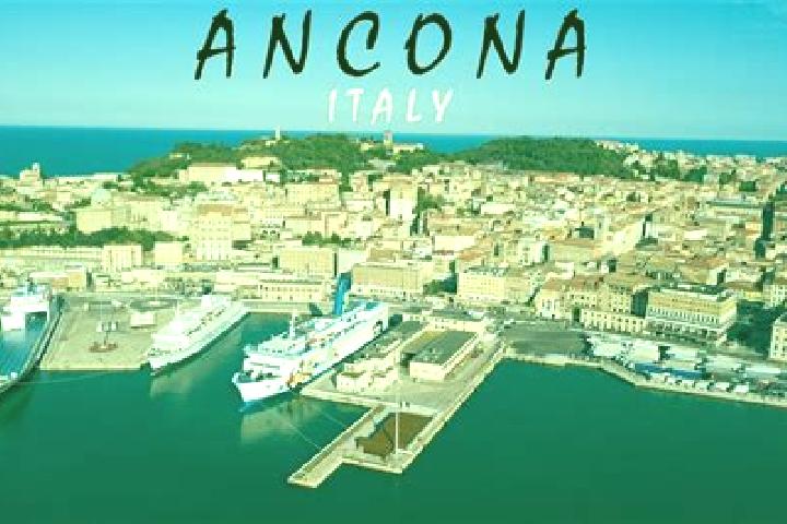 Willow, 30 — Escort in Giuliano Teatino, Italy
