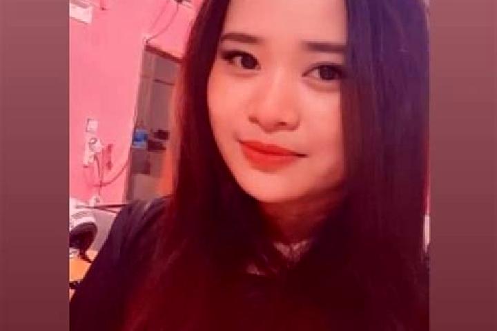 Willow, 30 — Escort in Pagimana, Indonesia