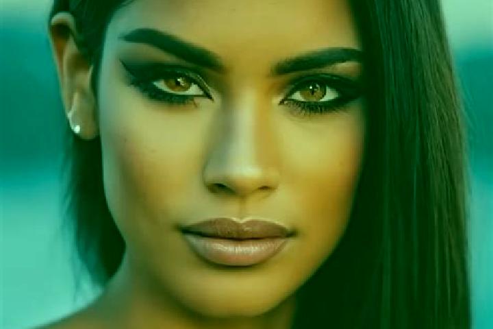 Willow, 31, a black dark-eyed latina companion based in Ladenburg. Offering GFE, CIM, Couples, Tantra. Available for incall and outcall, day and evening dates.
