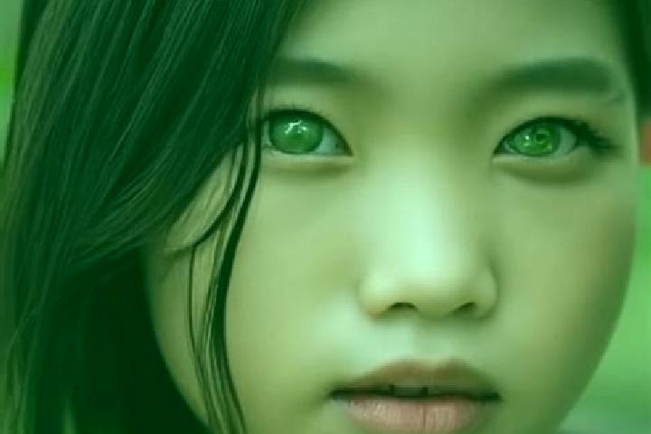 Willow, 31, a chestnut green-eyed asian companion based in Hamilton Hills. Offering Couples, Duos, Domination. Available for incall and outcall, day and even...