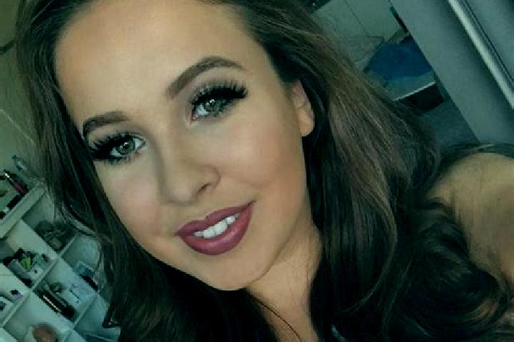 Willow, 31, a dark blonde amber-eyed european companion based in Pinal Grande. Offering Erotic Massage, Party Girl, Duos. Available for incall and outcall, d...