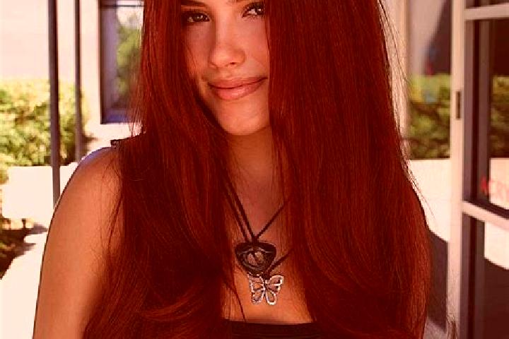 Willow, 32, a auburn brown-eyed mediterranean companion based in West End. Offering Tantra, Party Girl, OWO, Prostate Massage. Available for incall and outca...