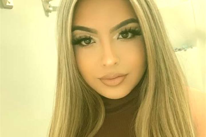 Willow, 32, a blonde grey-eyed latina companion based in Thekashu Pt-I. Offering Erotic Massage, Prostate Massage, Overnight, Party Girl. Available for incal...