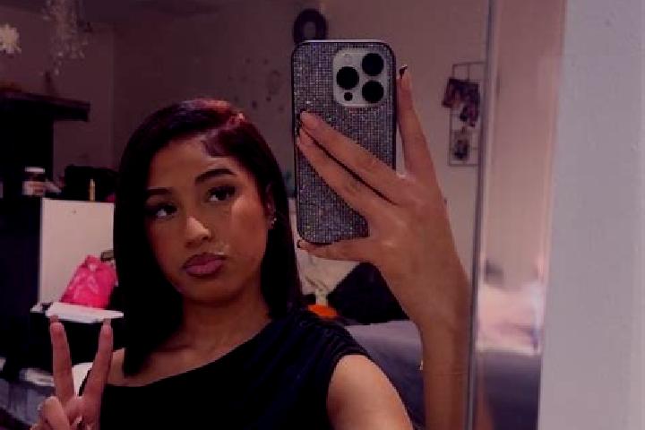Willow, 32, a brunette green-eyed asian companion based in Limburg an der Lahn. Offering Fetish, Party Girl, GFE, OWO, Overnight. Available for incall and ou...