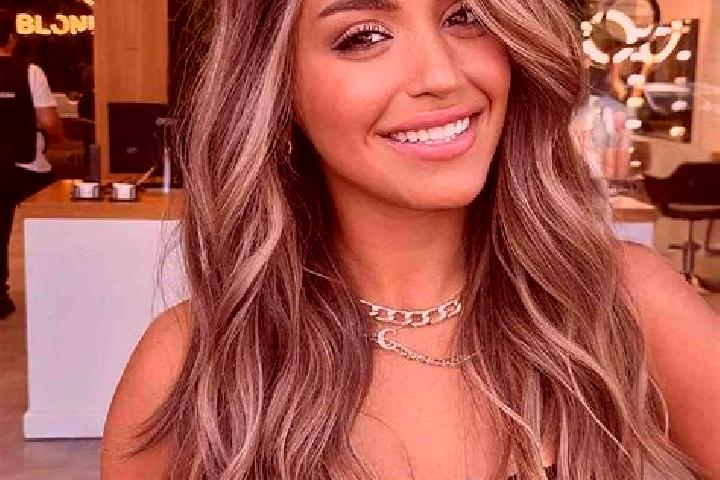 Willow, 32, a dark blonde brown-eyed mixed companion based in Dayr Hafir. Offering BDSM, Party Girl, Couples, Tantra, Roleplay. Available for incall and outc...