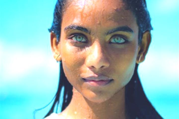 Willow, 32, a red blue-eyed indian companion based in Linares de Mora. Offering Fetish, GFE, Party Girl. Available for incall and outcall, day and evening da...