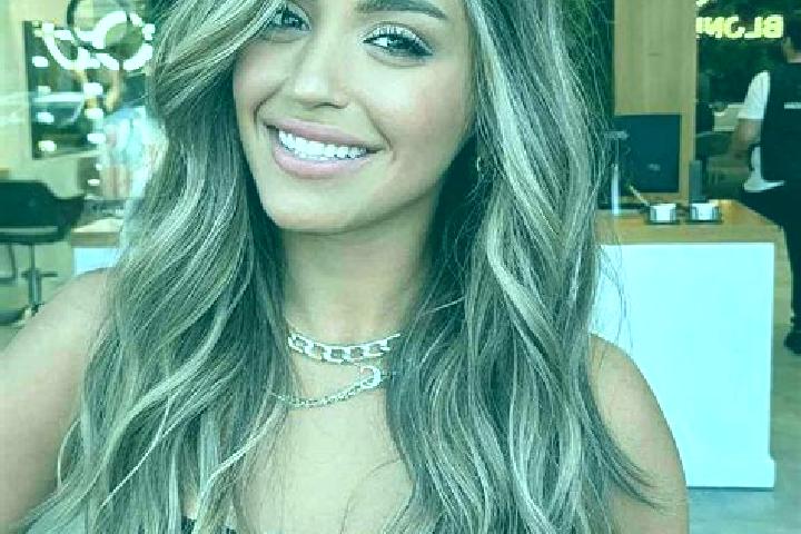 Willow, 33, a dark blonde brown-eyed caucasian companion based in Madiseh. Offering Couples, GFE, OWO. Available for incall and outcall, day and evening dates.