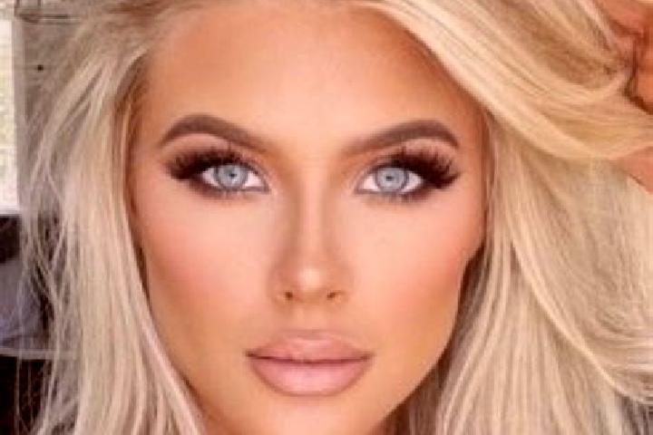 Willow, 33, a platinum blonde brown-eyed asian companion based in San Andres Nicolas Bravo. Offering Striptease, Domination, Tantra, A-Level. Available for i...