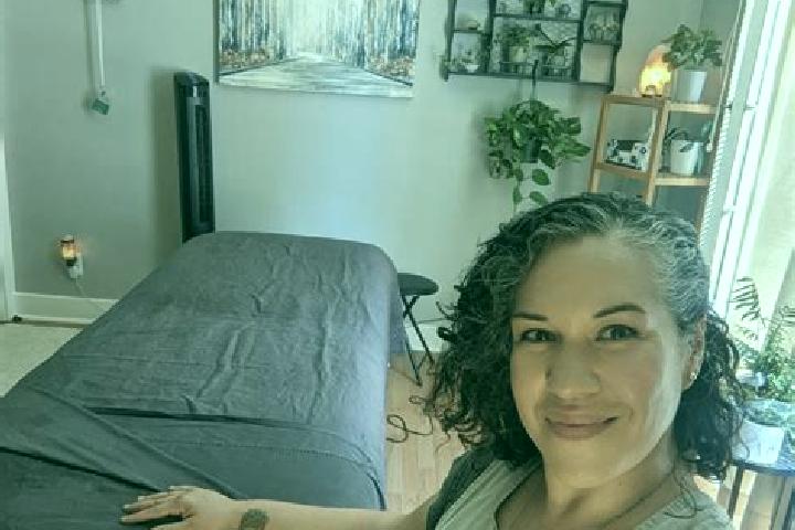 Willow, 34, a black blue-eyed mixed companion based in Santa Cruz del Retamar. Offering Prostate Massage, Travel Companion, Domination, Deep French Kissing. ...