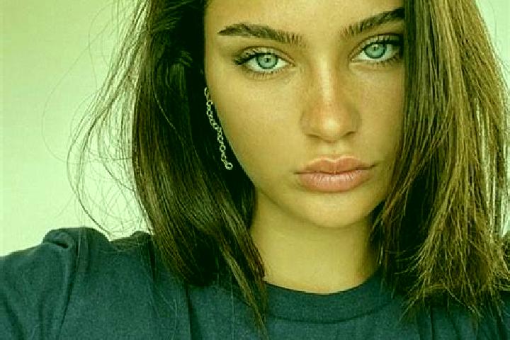 Willow, 34, a brunette blue-eyed indian companion based in Ramamangalam. Offering Erotic Massage, Duos, OWO. Available for incall and outcall, overnight book...