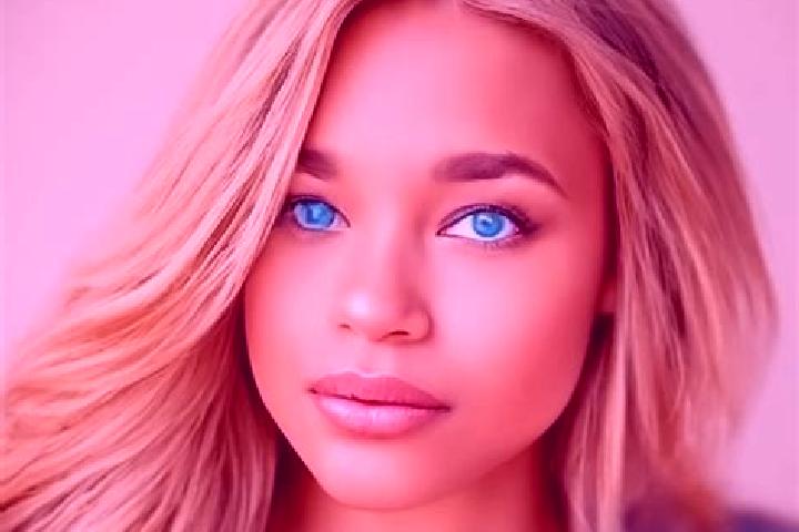 Willow, 34, a dark blonde blue-eyed latina companion based in Corozal. Offering A-Level, OWO, Travel Companion. Available for incall and outcall, day and eve...