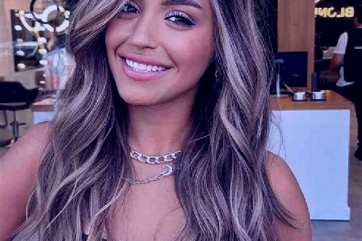 Willow, 34, a dark blonde dark-eyed caucasian companion based in Punto Fijo. Offering OWO, Couples, Deep French Kissing, CIM. Available for incall and outcal...
