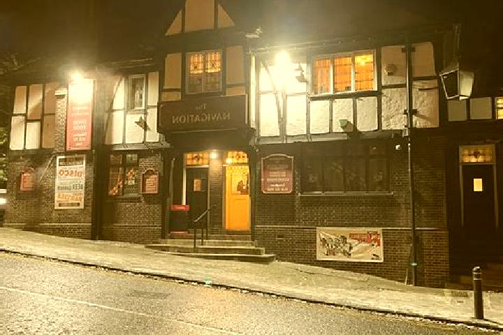 Willow, 34 — Escort in Oldbury, United Kingdom