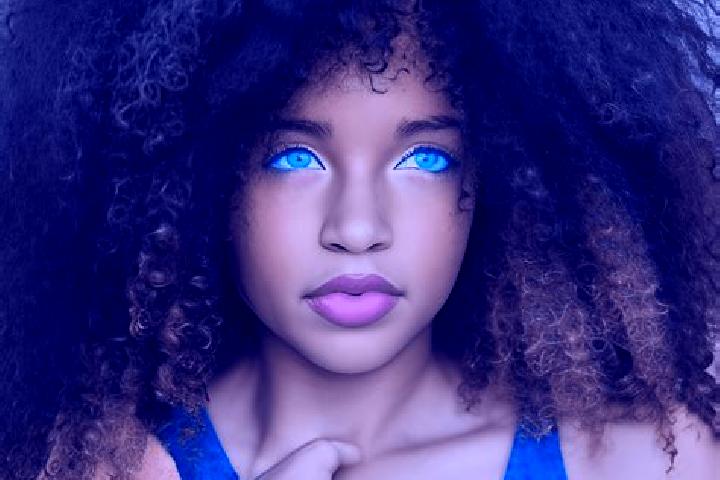 Willow, 35, a black blue-eyed mixed companion based in Londres. Offering Duos, Overnight, A-Level. Available for incall and outcall, day and evening dates.