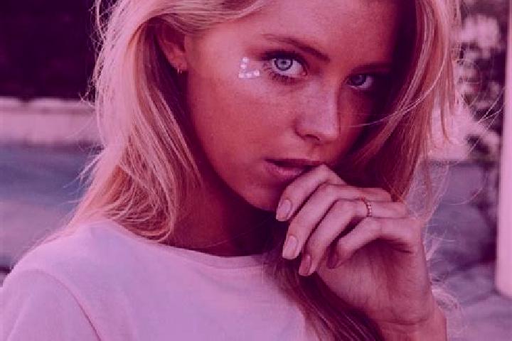 Willow, 35, a blonde blue-eyed indian companion based in Kushtanovytsia. Offering Massage, Tantra, OWO, Prostate Massage. Available for incall and outcall, d...