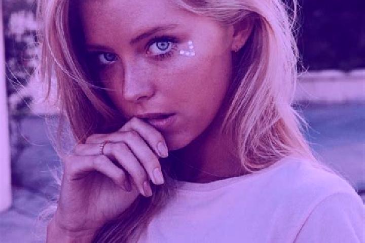 Willow, 35, a blonde blue-eyed middle eastern companion based in Saubrigues. Offering Couples, A-Level, Girlfriend Experience, OWO, Overnight. Available for ...