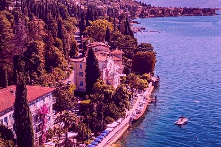 Willow, 35 — Escort in Gardone Riviera, Italy
