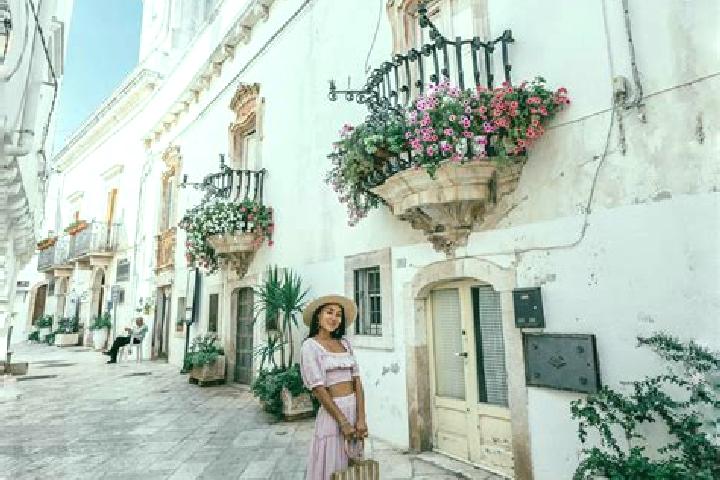 Willow, 35 — Escort in Locorotondo, Italy