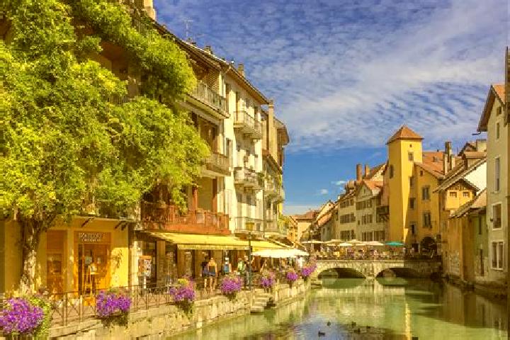 Willow, 35 — Escort in Malesherbes, France