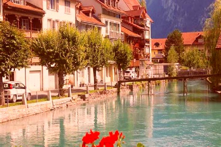 Willow, 35 — Escort in Munsterlingen, Switzerland