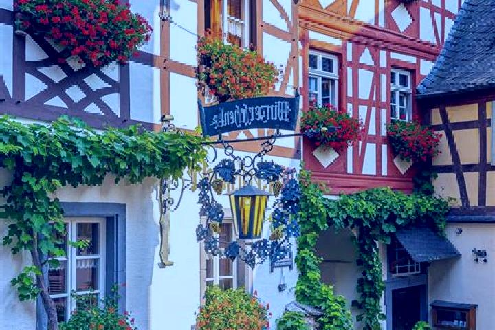 Willow, 35 — Escort in Oberporing, Germany