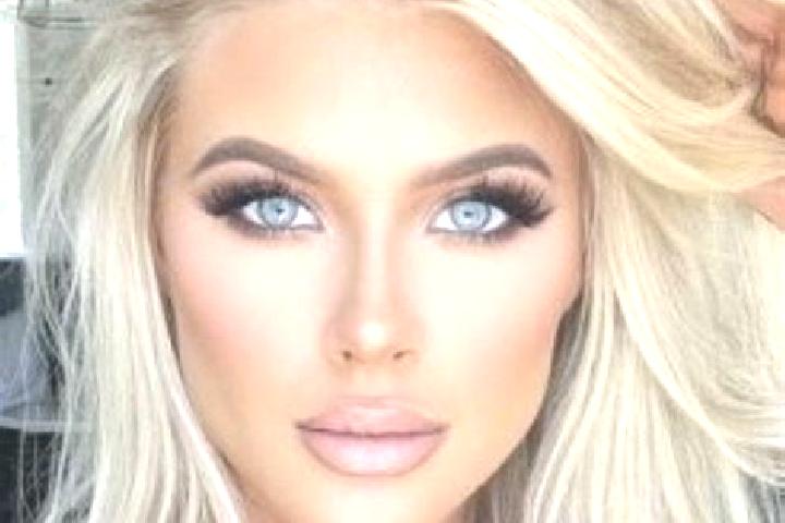 Willow, 36, a platinum blonde amber-eyed asian companion based in Baracska. Offering Prostate Massage, Party Girl, Dinner Date. Available for incall and outc...