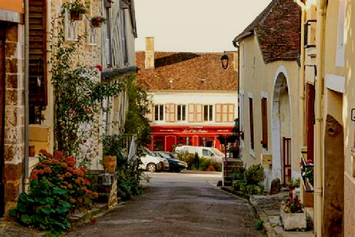 Willow, 36 — Escort in Saint-Sauveur-Marville, France