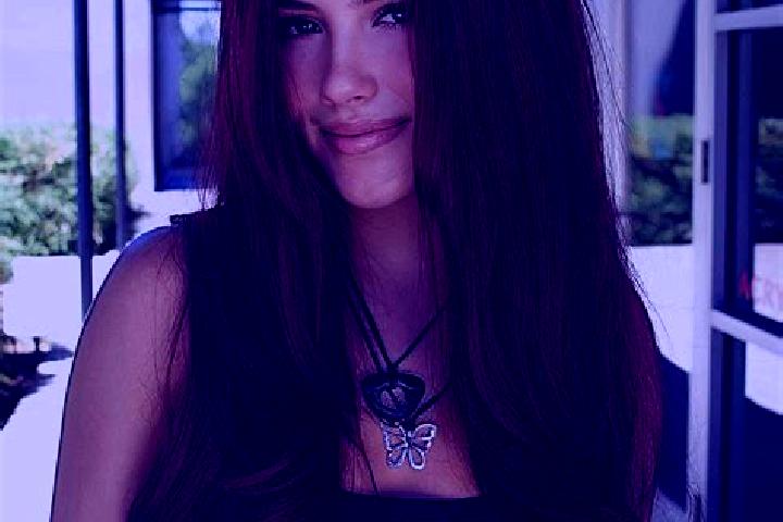 Willow, 37, a auburn dark-eyed mediterranean companion based in Roiffieux. Offering Party Girl, 69, Duos, A-Level. Available for incall and outcall, day and ...