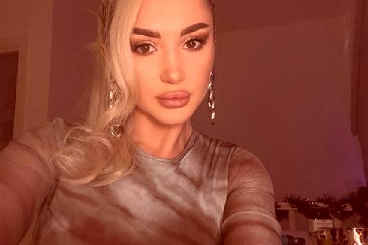 Willow, 37, a dark blonde amber-eyed slavic companion based in Lipowiec Koscielny. Offering GFE, BDSM, Dinner Date. Available for incall and outcall, day and...