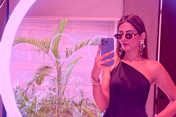 Willow, 37 — Escort in Dhana, India