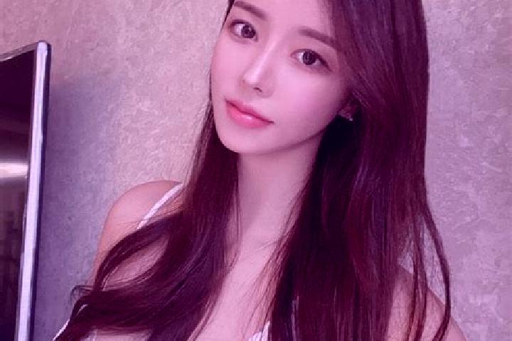 Willow, 37 — Escort in Juren, China