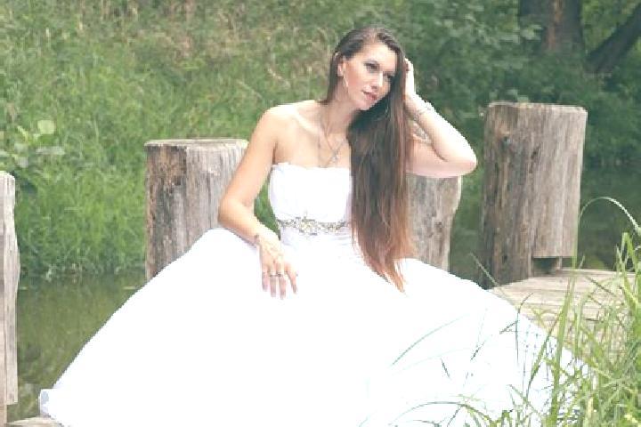 Willow, 37 — Escort in Kamenicky, Czech Republic
