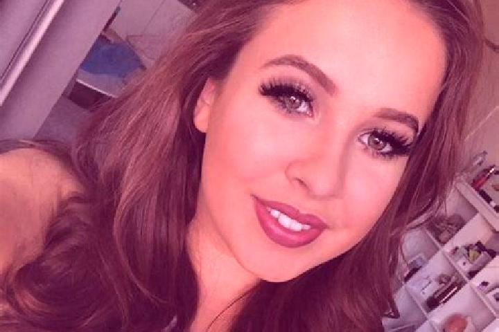 Willow, 38, a black brown-eyed mediterranean companion based in Berry Mills Heights. Offering A-Level, GFE, Striptease, Girlfriend Experience. Available for ...