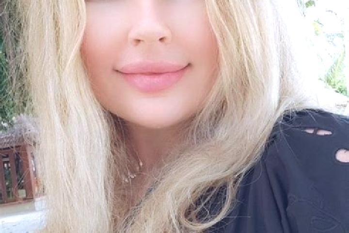 Willow, 38, a blonde grey-eyed caribbean companion based in Gadag-Betageri. Offering BDSM, Striptease, Tantra, GFE, Dinner Date. Available for incall and out...