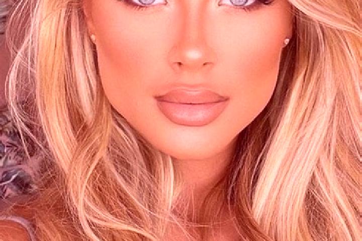 Willow, 38, a dark blonde hazel-eyed latina companion based in Yavatmal. Offering Striptease, CIM, Girlfriend Experience, BDSM, Domination. Available for inc...