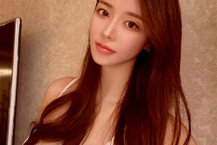 Willow, 38 — Escort in Baiyanggou, China