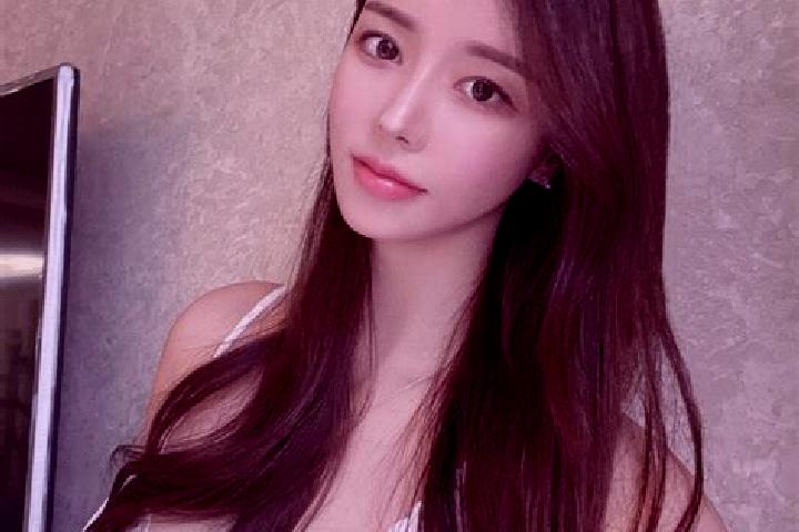 Willow, 38 — Escort in Neixiang, China