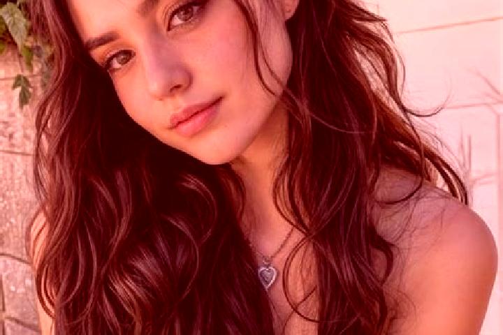 Willow, 39, a auburn amber-eyed european companion based in Danidehe. Offering Travel Companion, Striptease, Roleplay, Domination. Available for incall and o...