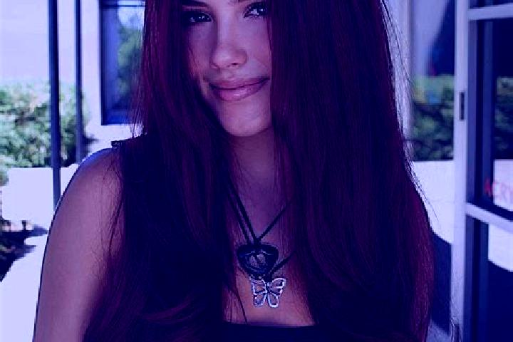 Willow, 39, a auburn dark-eyed caucasian companion based in Oxford Circle. Offering Duos, Erotic Massage, Travel Companion, BDSM. Available for incall and ou...